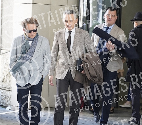 Dragan Bjelorglic and his lawyers are leaving the First Basic Court in Belgrade, where the trial for the criminal act of violent behavior began today.
Dragan Bjelorglic i advokati izlaze iz Prvog osnovnog suda u Beogradu gde je danas pocela sudjenj Dragan Bjelorglic and his lawyers are leaving the First Basic Court in Belgrade, where the trial for the criminal act of violent behavior began today.
Dragan Bjelorglic i advokati izlaze iz Prvog osnovnog suda u Beogradu gde je danas pocela sudjenj