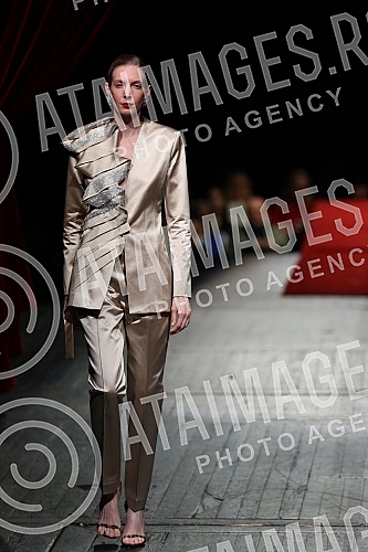 The 50th L'Oreal Belgrade Fashion Week closed with a fashion show of the VIgorÂ® collection of Igor Todorovic's atelier.Modnom revijom kolekcije VIgorÂ® ateljea Igora Todorovica zatvorena je 50. L'Oreal beogradska nedelja mode. 