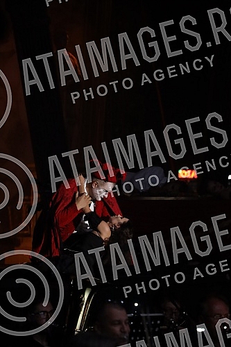 The project Opera on the water on the plateau behind the Geozavod was realized for the fourth time in the capital of Serbia, and the program included an all-evening performance of the opera Rigoletto, in which the main title role was played by the fa