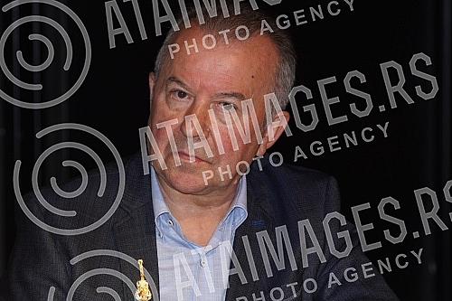 In the Kombank Hall, in the Jazz Canteen in Lisbon, the Plan B Foundation was promoted with the premiere of the first single from the 