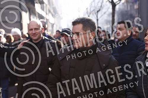 On the fourth anniversary of the murder of Oliver Ivanovic, citizens and opposition leaders gathered in front of the Presidency of the Republic of Serbia, and then went for a walk along the route to the Church of St. Mark under the slogan 