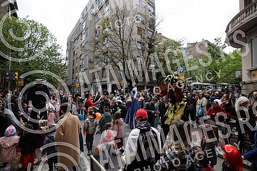 The traditional manifestation Jevremova Street of meetings after two years of pause is held on the day of the municipal celebration, Cveti under the slogan Let's meet.Tradicionalna manifestacija Jevremova ulica susreta nakon dve godine pauziranja o