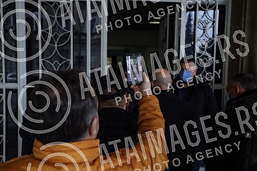 The Serbian Progressive Party handed over the list for the parliamentary elections to Aleksandar Vucic - Together we can do all the certified statements of the voters who support it, today, February 16, 2022. year, at 15 o'clock, at the headquarters 