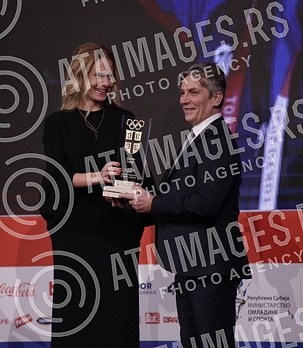 The ceremony on the occasion of the Day of the Olympic Committee of Serbia and the Election for the most successful athletes, teams and coaches of Serbia in 2021 was held in the House of the National Assembly.Svecanost povodom Dana Olimpijskog komi
