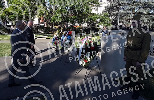 On the occasion of Victory day, a ceremonial laying of wreaths was organized at the Monument of eternal fire and the Monument to the Red Army in the complex of the Memorial park to the liberators of Belgrade.Povodom Dana pobede organizovano je svec