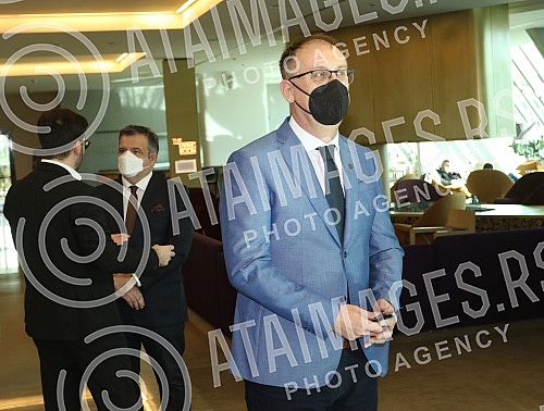 The Chess Federation of Serbia organized a gathering with the media at the Crowne Plaza Hotel on the occasion of the signing of the Agreement on the organization of the FIDE Grand Prix tournament in Belgrade, which will be held from February 28 to Ma The Chess Federation of Serbia organized a gathering with the media at the Crowne Plaza Hotel on the occasion of the signing of the Agreement on the organization of the FIDE Grand Prix tournament in Belgrade, which will be held from February 28 to Ma