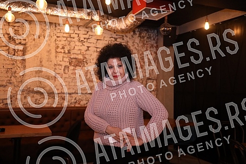 A press conference on the occasion of the announcement of the return of the Belgrade Spring Festival of Pop and Pop Music to the Kombank Hall was held at the Jazz Canteen Club Lisbon.
Konferencija za medije povodom najave povratka Festivala zabavne A press conference on the occasion of the announcement of the return of the Belgrade Spring Festival of Pop and Pop Music to the Kombank Hall was held at the Jazz Canteen Club Lisbon.
Konferencija za medije povodom najave povratka Festivala zabavne