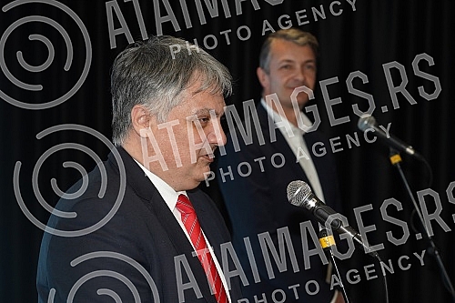 A press conference was held at which the companies whose name Kombank Hall (former Hall of the House of Trade Unions) will bear and be recognizable in the future were announced and presented.Odrzana je konferencija za medije na kojoj je objavljena 