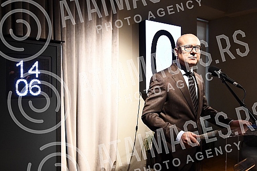 Exactly 30 days before the grand opening of the European Capital of Culture in Novi Sad, on December 14, the mayor of Novi Sad, Milos Vucevic, was presented with a detailed program planned for 2022, after which the mayor symbolically turned the numbe