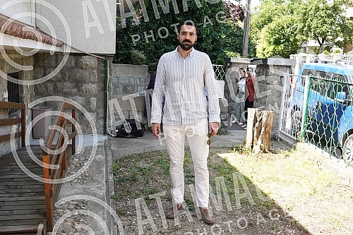 On the occasion of the beginning of the filming of the second season of the series 