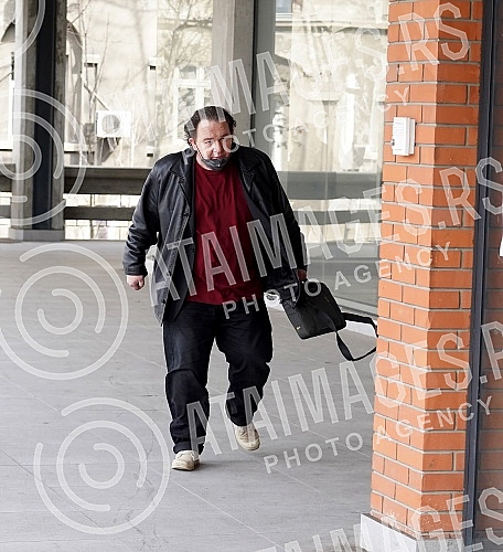 Actor Branko Vidakovic continues trial in Belgrade High Court on charges of unauthorized possession of drugs for personal use.
U Visem sudu u Beogradu nastavljeno sudjenje glumcu Branku Vidakovicu povodom optuzbi za neovlasceno drzanje droge za licn Actor Branko Vidakovic continues trial in Belgrade High Court on charges of unauthorized possession of drugs for personal use.
U Visem sudu u Beogradu nastavljeno sudjenje glumcu Branku Vidakovicu povodom optuzbi za neovlasceno drzanje droge za licn