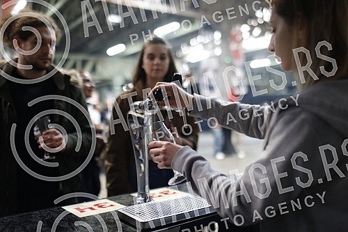 The second international craft beer festival held in a warehouse depot in Savamala.Drugi medjunarodni festival zanatskog piva odrzan u Magacinu Depo u Savamali.