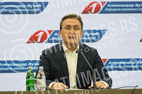 Addressing the media after the completed session of the Presidency of the Serbian Progressive Party.Obaracanje medijima nakon zavrsene sednice Predsednistva Srpske napredne stranke.