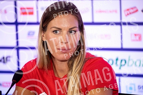 A press conference of the Serbian kayak national team was held at Nikola Tesla Airport before leaving for Tokyo for the Olympic Games.Na aerodromu Nikola Tesla odrzana je konferencija za medije kajakaske reprezentacije Srbije pred polazak u Tokio n