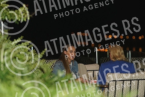 The premiere of the video Rana and the promotion of the album Cinema (Bioskop) by Seka Aleksic was held at the Cinestar cinema in the Ada Mall shopping center.Premijera spota Rana i promocija albuma Bioskop Seke Aleksic odrzana je u bioskopu Cinest