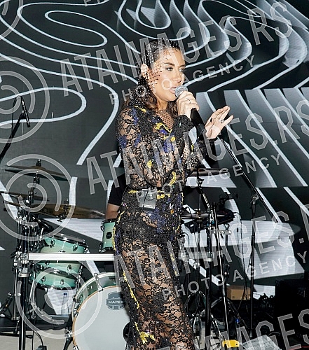 Performance of Ana Nikolic at the opening of the event center The Dream.
Nastup Ane Nikolic na otvaranje event centra The Dream. Performance of Ana Nikolic at the opening of the event center The Dream.
Nastup Ane Nikolic na otvaranje event centra The Dream.