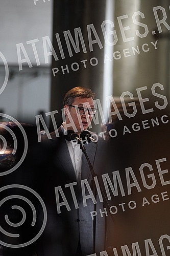 The President of the Republic of Serbia, Aleksandar Vucic, visited the warehouse of the Republic Directorate for Commodity Reserves - General Cargo Warehouse, Belgrade.Predsednik Republike Srbije Aleksandar Vucic obisao je skladista Republicke dire