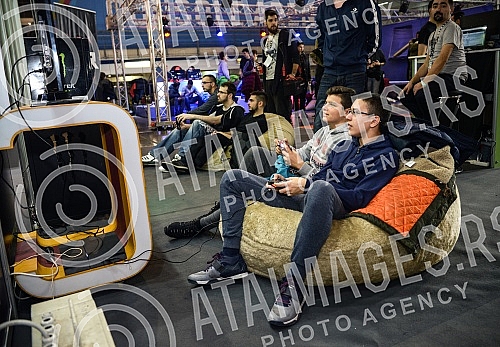 Games.con - the largest regional festival of video games and pop culture, which is held at the Belgrade Fair.Games.con - najveci regionalni festival video igara i pop kulture, koji se odrzava na Beogradskom sajmu