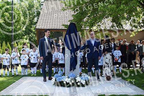 Unveiling of the memorial bust of Hugo Bulija in the SC of the Football Association of Belgrade on Ada Ciganlija.Otkrivanje spomen biste Hugu Buliju u SC Fudbalskog saveza Beograda na Adi Ciganliji.
