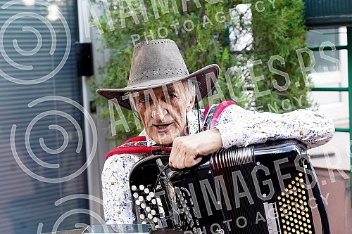 Promotion of the new video of accordionist Mirko Kodic Promotion of the new video of accordionist Mirko Kodic