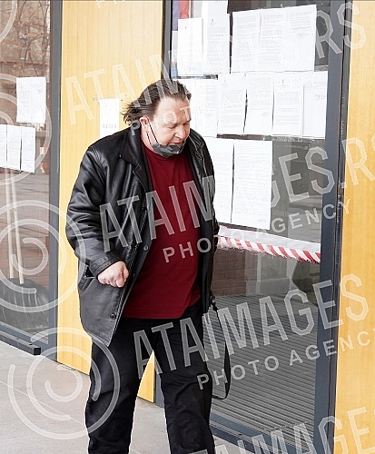 Actor Branko Vidakovic continues trial in Belgrade High Court on charges of unauthorized possession of drugs for personal use.U Visem sudu u Beogradu nastavljeno sudjenje glumcu Branku Vidakovicu povodom optuzbi za neovlasceno drzanje droge za licn