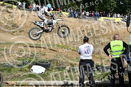 A motocross competition was held at the MX Park Tresnjari track in Kraljevo.
Na stazi MX park Tresnjari u Kraljevu odrzano je takmicenje u moto krosu. A motocross competition was held at the MX Park Tresnjari track in Kraljevo.
Na stazi MX park Tresnjari u Kraljevu odrzano je takmicenje u moto krosu.