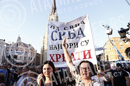 The state manifestation dedicated to the memory of all martyred and exiled Serbs on the occasion of the 27th anniversary of the military action Storm, this year was held in Novi Sad on Freedom Square.Drzavna manifestacija posvecena secanju na sve st