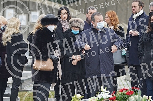 A memorial service on the occasion of the 40th day since the death of Milutin Mrkonjic was held at the New Cemetery.Pomen povodom 40 dana od smrti Milutina Mrkonjica odrzan je na Novom groblju.