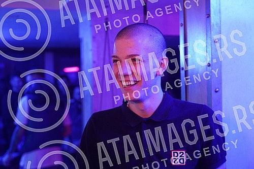 Nenad Marinkovic - Gastoz is directing a video for a new song by the Podgorica group 2L.Nenad Marinkovic - Gastoz rezira spot za novu pesmu podgoricke grupe 2L.