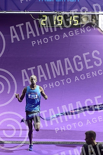 First Comtrade Serbia Marathon in front of the Stark Arena organized by the Athletic Federation of Serbia under the auspices of the City of Belgrade. Prvi omtrade Serbia Marathona ispred Stark arene u organizaciji Atletskog saveza Srbije pod pokrovi