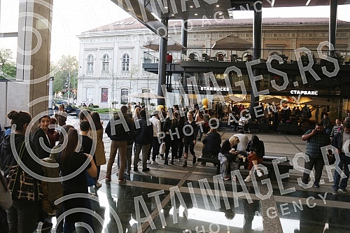 The first Coffee Shop Starbucks opened in Belgrade - Serbia.Prva radnja Starbaks otvoren u Beogradu - Srbiji.