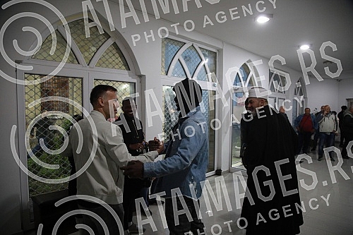 Mufti of Belgrade and military Mustafa Jusufspahich organized an iftar - an evening meal during the month of Ramadan, which ends the daily fast, for football players of the Islamic faith who play in the Serbian Super League.Muftija beogradski i voj