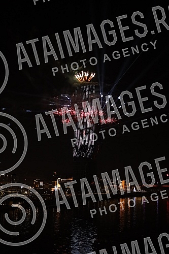 In the spirit of the festive mood, fireworks accompanied by a laser projection were fired from the tallest building in the region, the Belgrade Tower, at midnight between January 13th and 14th.U duhu praznicnog raspolozenja sa najvise zgrade u regi