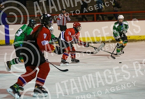 The match of the women's hockey team Serbian girls against Ljubljana's Olimpija was played as part of preparations for the historic, first appearance at the IIHF World Championship III Division B Group, which will be held in Belgrade in March.
Utak The match of the women's hockey team Serbian girls against Ljubljana's Olimpija was played as part of preparations for the historic, first appearance at the IIHF World Championship III Division B Group, which will be held in Belgrade in March.
Utak