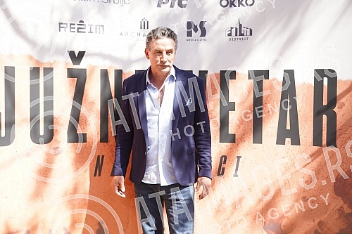 On the occasion of the beginning of the filming of the second season of the series 