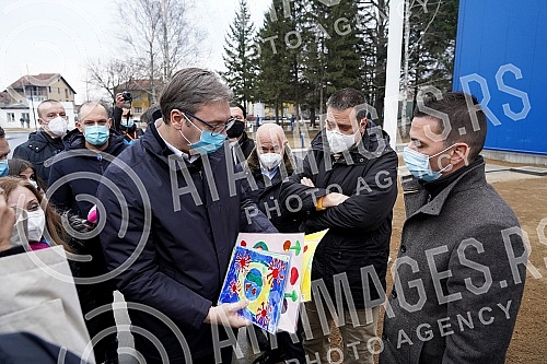 In Krusevac, in the presence of the President of Serbia, Aleksandar Vucic, a new kovid hospital was opened, with a capacity of 500 places, which will contribute to the strengthening of the health system in the fight against the corona virus.U Kruse