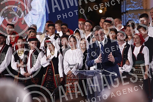 The state manifestation dedicated to the memory of all martyred and exiled Serbs on the occasion of the 27th anniversary of the military action Storm, this year was held in Novi Sad on Freedom Square.Drzavna manifestacija posvecena secanju na sve st