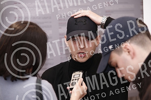 Press conference of the acting and author team of the film 