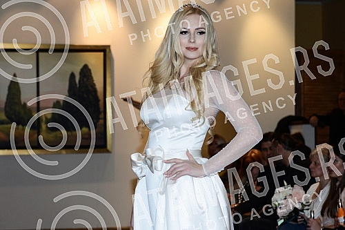 A celebrated lady magazine in wedding dresses at Hyatt Hotel was held.Odrzana revija poznatih dama u vencanicama u hotelu Hyatt.