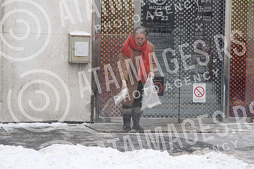 Winter and snow in Belgrade.
Zima i sneg u Beogradu. Winter and snow in Belgrade.
Zima i sneg u Beogradu.