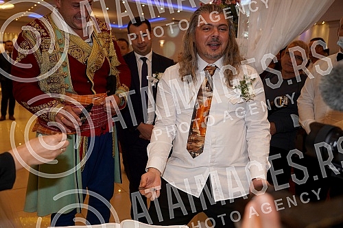 Wedding festivities on the occasion of the wedding of Vuk Djuricic and Mile were held at the Wedding Center Vanilla in Stara Pazova.Svadbeno veselje povodom vencanja Vuka Djuricica i Mile upriliceno je u Wedding centru Vanilla u Staroj Pazovi.