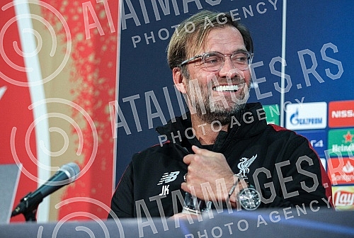 Press conference of Jurgen Klopp before the match of 4 rounds of Group C in the Champions League.
Pres konferencija Jirgena Klopa pred utakmicu 4 kola grupe C u Ligi sampiona. Press conference of Jurgen Klopp before the match of 4 rounds of Group C in the Champions League.
Pres konferencija Jirgena Klopa pred utakmicu 4 kola grupe C u Ligi sampiona.