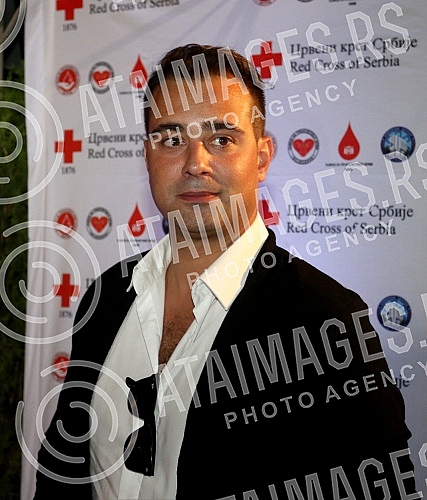 Action of Red cross of Serbia - Red Cross Red Carpet.Akcija Crvenog krsta Srbije - Crveni krst Crveni tepih.