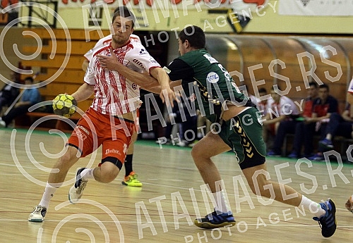 Utakmica 6-og kola plejauta rukometne Super Lige Srbije izmedju RK Kolubara Lazarevac i RK Crvena Zvezda Beograd odigrana u `SRC Kolubara`. 