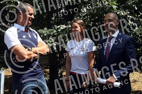 The Olympic Committee of Serbia and Toyota Serbia organized a press conference on the occasion of the presentation of the Letter of Welcome to Japan to the Olympic Team of Serbia by the President of Toyota Adria,  Kensuke Tsuchiya.Olimpijski komite