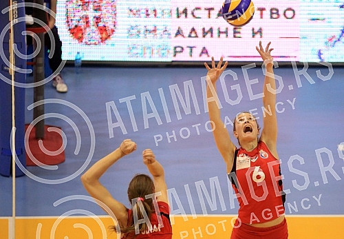 Druga polufinalna utakmica finalnog turnira Kupa Srbije izmedju OK Jedinstvo (Strara Pazova) i OK Crvena Zvezda (Beograd).