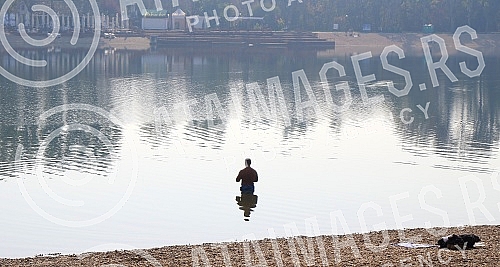 Lake Ada cignalija at Saturday morning.Ada ciganlija u subotu pre podne.