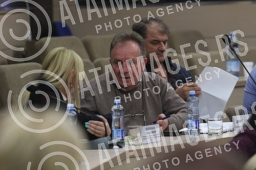 In the Federation of Independent Trade Unions of Serbia, Prime Minister Ana Brnabic, Minister of Finance Sinica Mali and Minister of Labor, Employment, Veterans and Social Affairs Darija Kisic Tepavcevic talked with members of the SSSS Presidency and