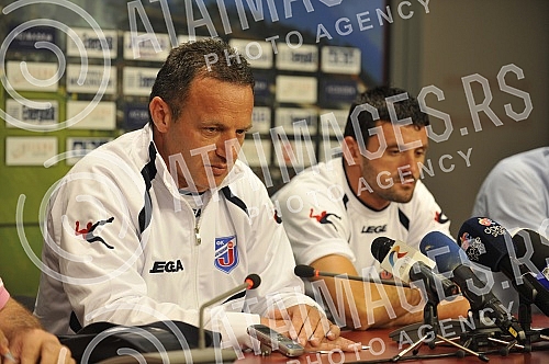Konferencija za medije pred utakmicu drugog kola kvalifikacija za Ligu Evrope u Kluzu (Cluj - Napoca, Romania) izmedju CFR 1907 CLUJ - FK Jagodina