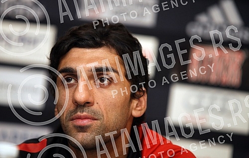 Konferencija FK Dila Gori pred utakmicu 2-og kola kvalifikacija za Ligu Sampiona (Champions League Qualifications) sa FK Partizan. Konferencija FK Dila Gori pred utakmicu 2-og kola kvalifikacija za Ligu Sampiona (Champions League Qualifications) sa FK Partizan.